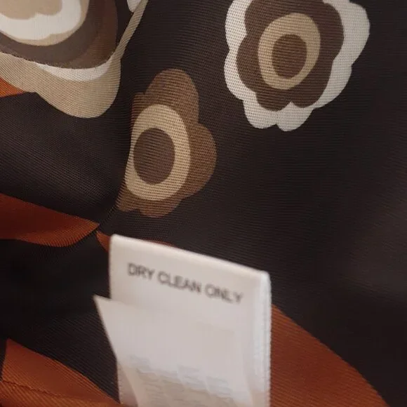 Banana Republic Wood Jacket - Picture 10 of 16